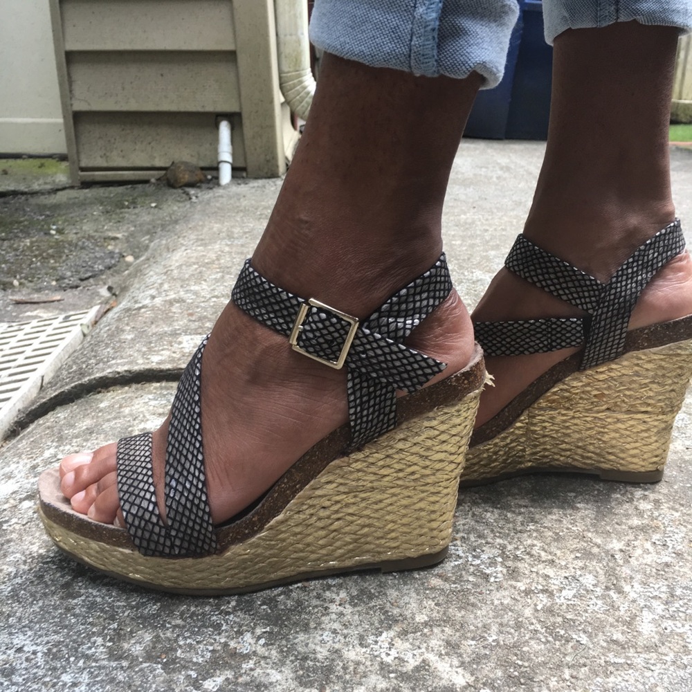 Betsy Johnson Wedges